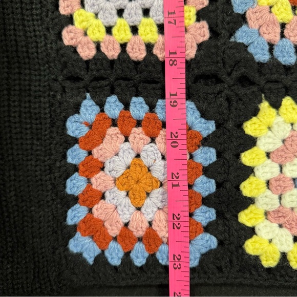 Entro Black Granny Squares Sweater - Picture 10 of 10